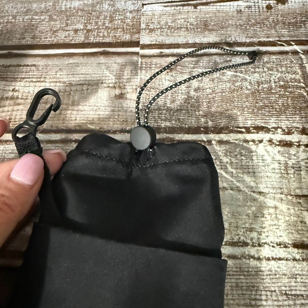 Lululemon Play Forward Crossbody pouch New - see notes - Picture 6 of 6
